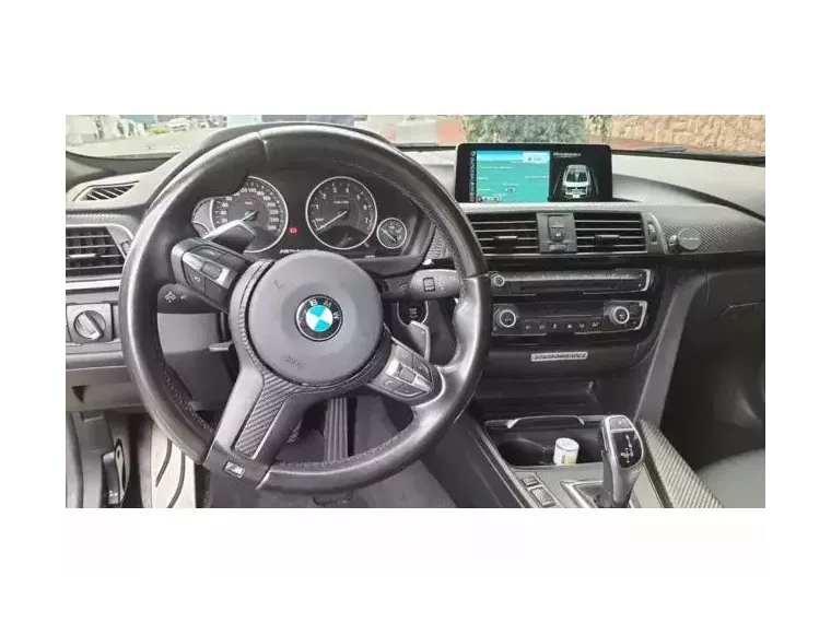 BMW 320i Preto 1