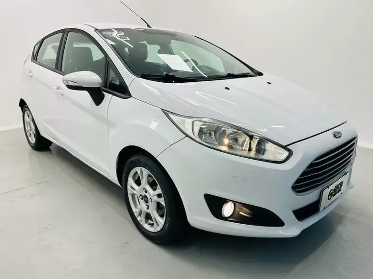 Ford Fiesta Branco 9