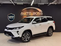 Toyota Hilux SW4