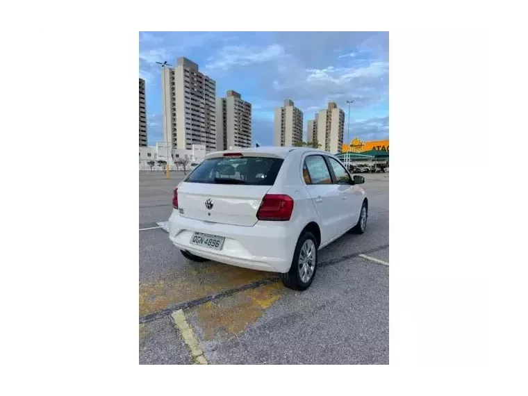 Volkswagen Gol Branco 8