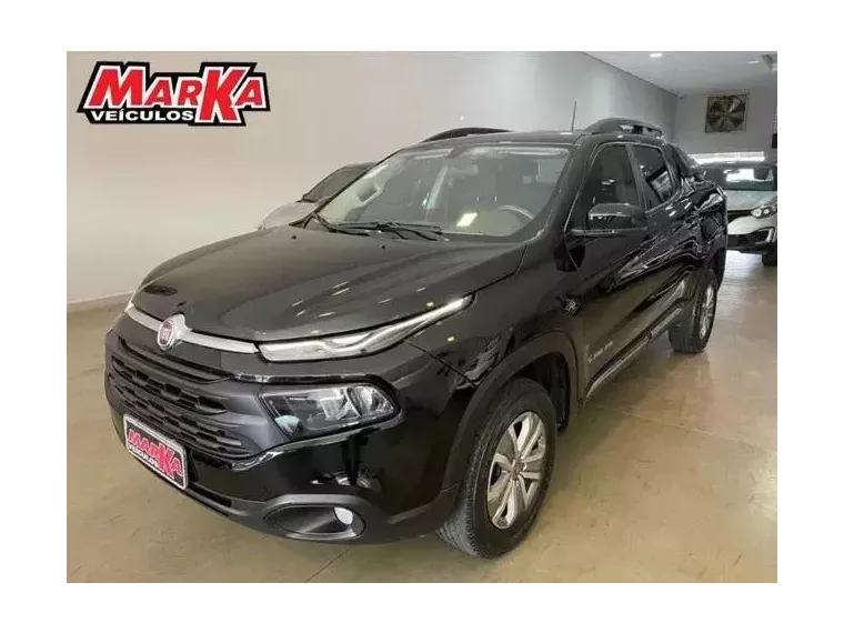 Fiat Toro Preto 7