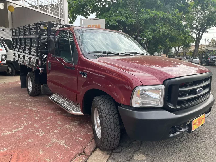 Ford F-350 Vermelho 1