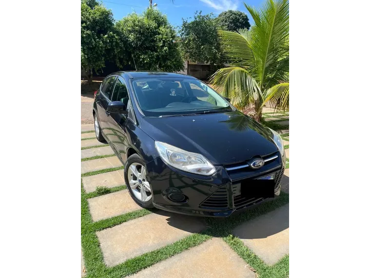 Ford Focus Preto 1