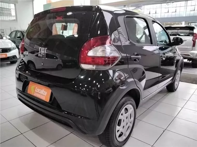 Fiat Mobi Preto 8