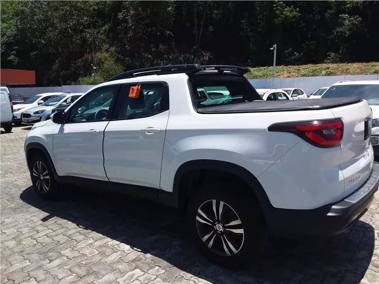 Fiat Toro Branco 2