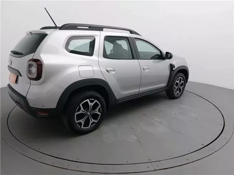 Renault Duster Prata 14