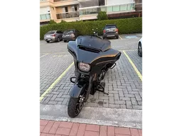 Street Glide