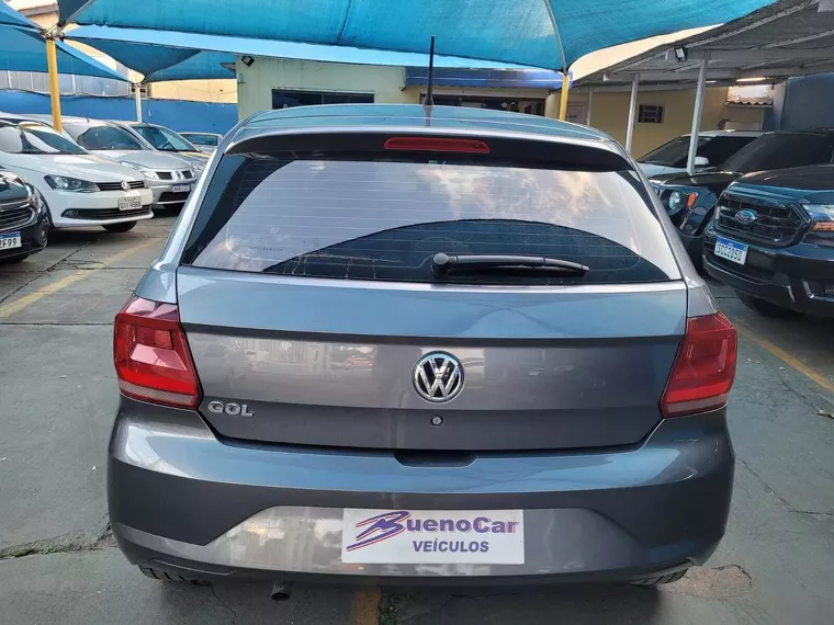 Volkswagen Gol Cinza 6