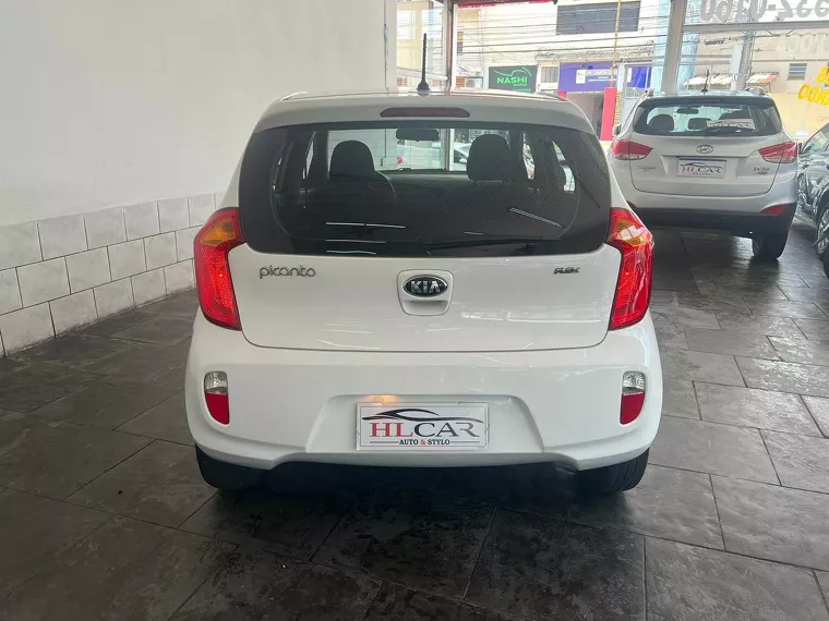 KIA Picanto Branco 15