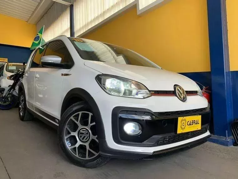 Volkswagen Cross UP Branco 4