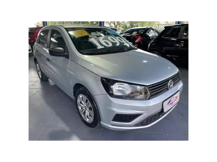 Volkswagen Gol Prata 13