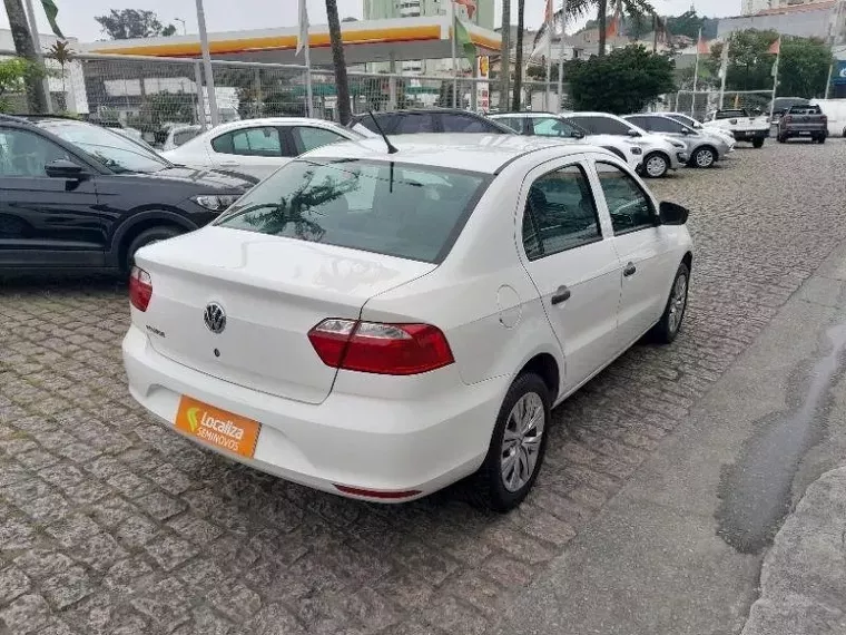 Volkswagen Voyage Branco 2