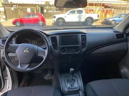 Mitsubishi L200 Triton