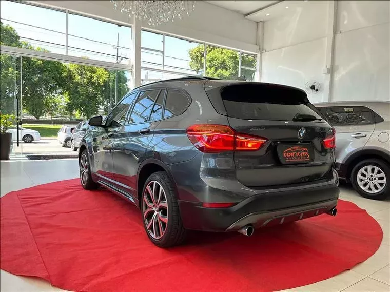 Foto do carro