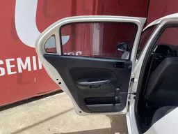 Volkswagen Voyage