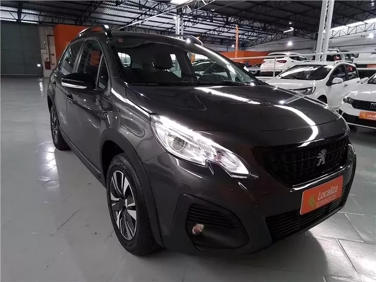 Peugeot 2008 Cinza 9