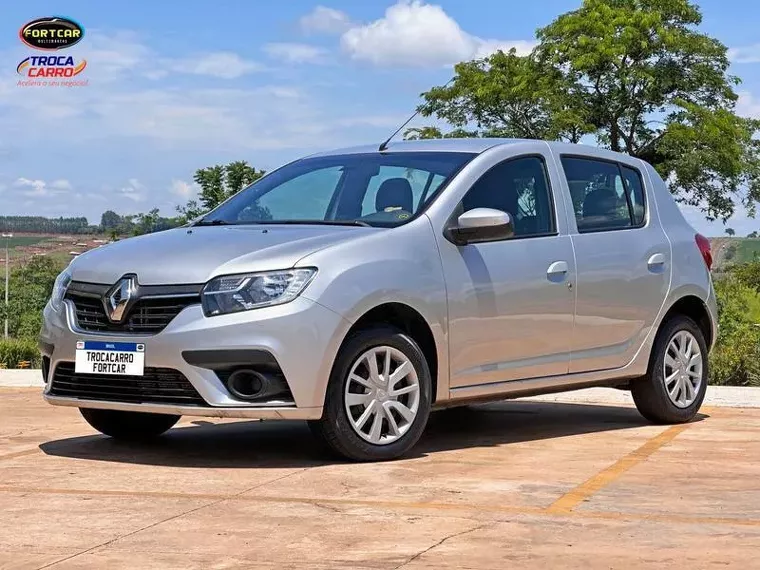 Renault Sandero Prata 1