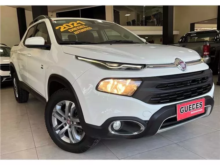 Fiat Toro Branco 1