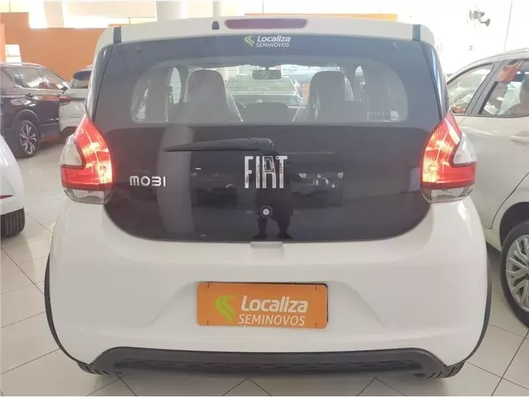 Fiat Mobi Branco 3