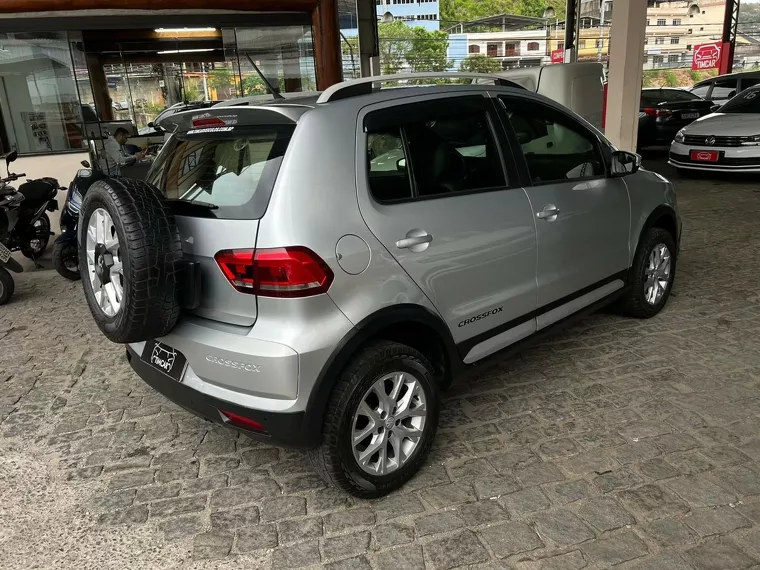 Volkswagen Crossfox Prata 2