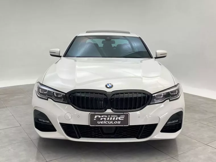 BMW 320i Branco 12