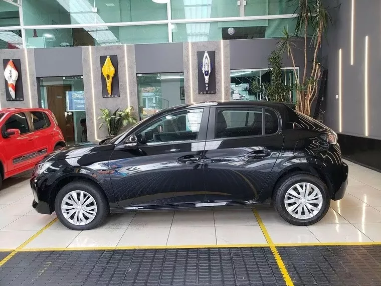 Peugeot 208 Preto 8