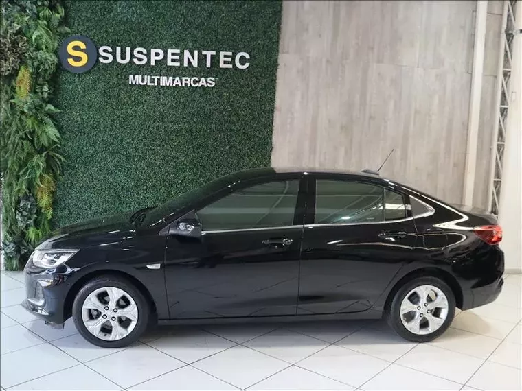 Chevrolet Onix Preto 8