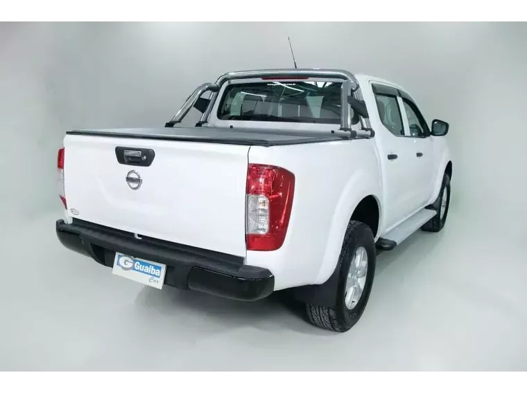 Nissan Frontier Branco 12