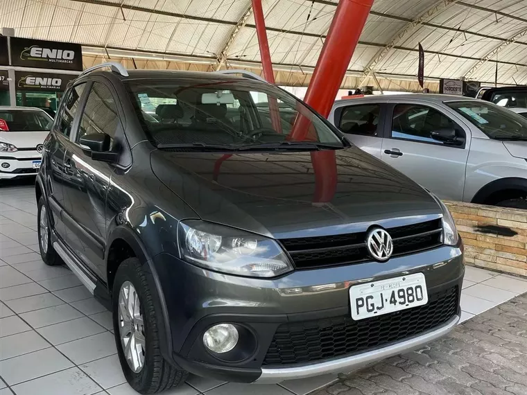 Volkswagen Crossfox Cinza 4