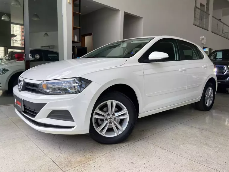 Volkswagen Polo Hatch Branco 3