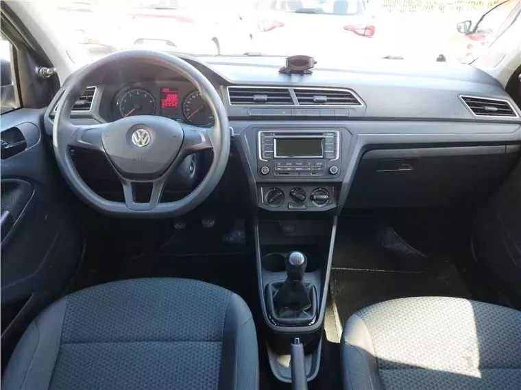 Volkswagen Gol Prata 11