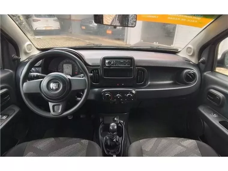 Fiat Mobi Prata 6