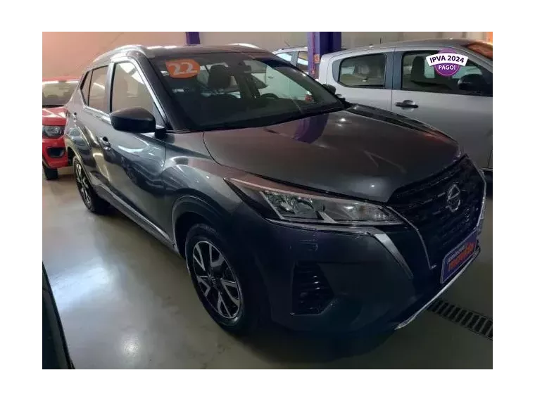 Nissan Kicks Cinza 3