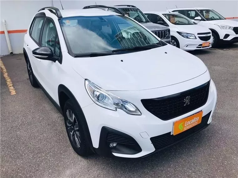 Peugeot 2008 Branco 11