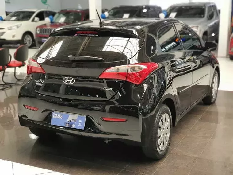 Hyundai HB20 Preto 13