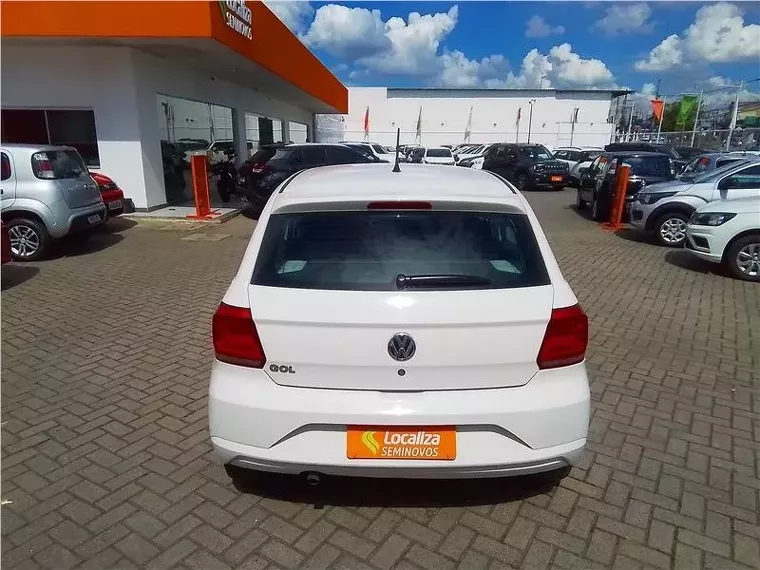 Volkswagen Gol Branco 9