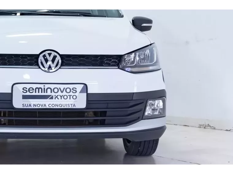 Volkswagen Fox Branco 15