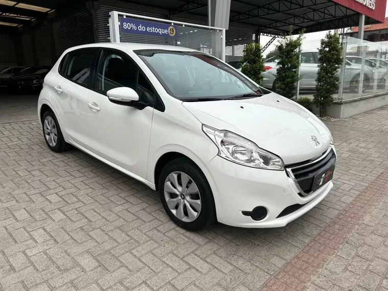 Peugeot 208 Branco 1