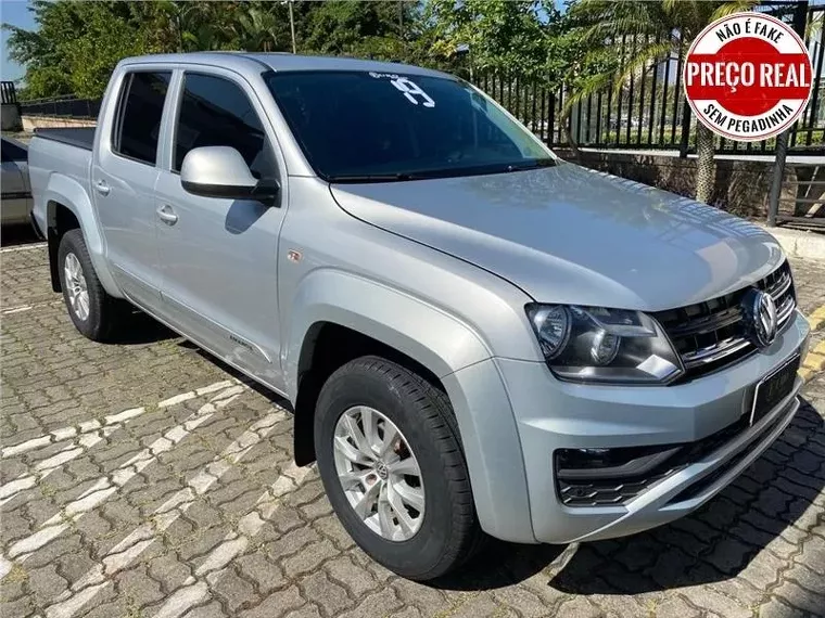 Volkswagen Amarok Prata 14