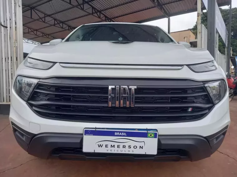 Fiat Toro Branco 3