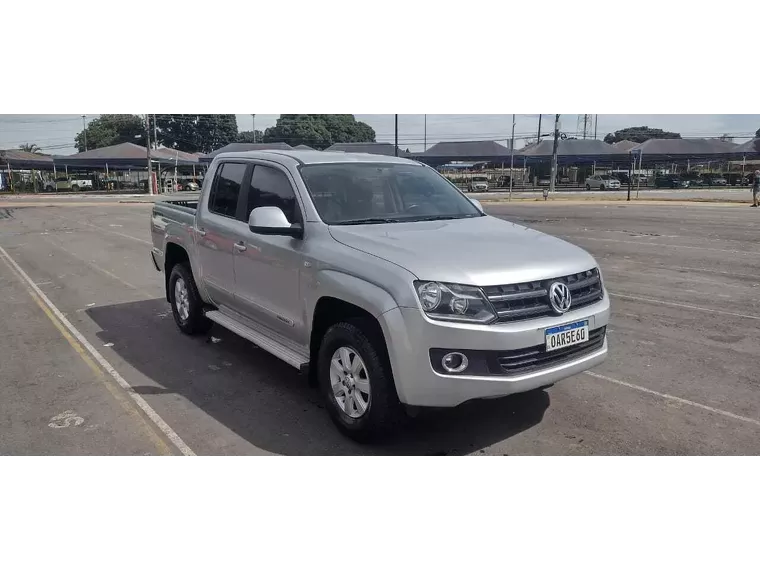 Volkswagen Amarok Prata 9