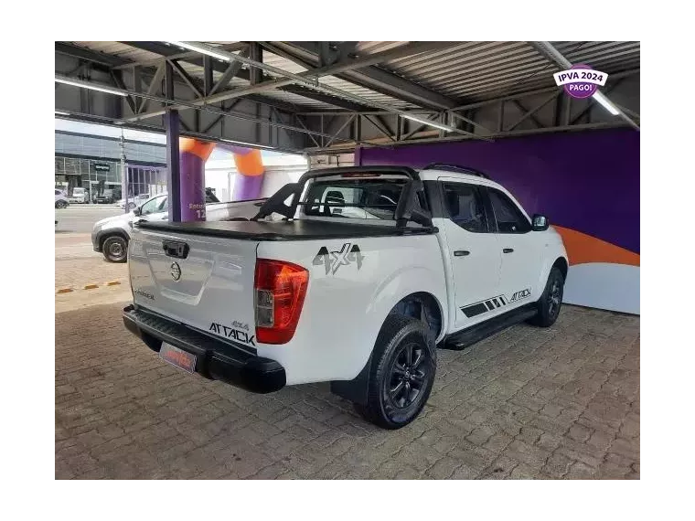 Nissan Frontier Branco 5