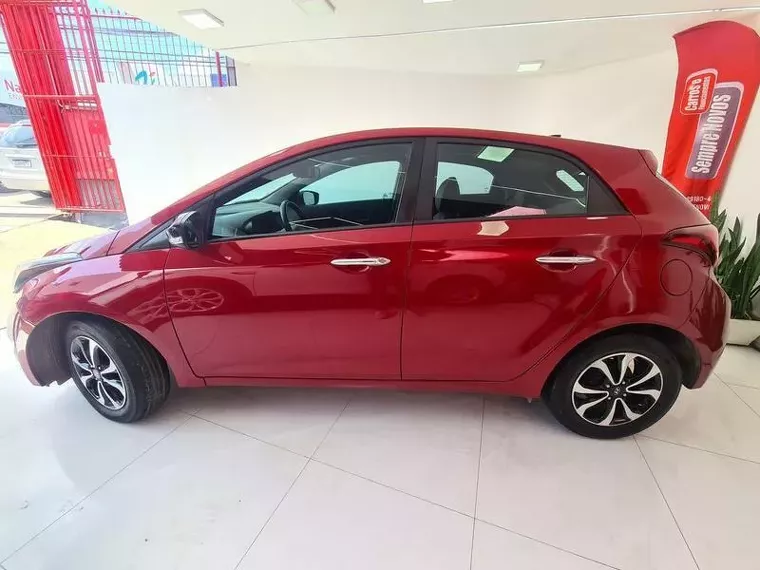 Hyundai HB20 Vermelho 18