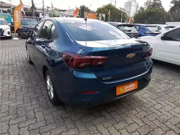 Chevrolet Onix Azul 7