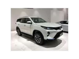 Toyota Hilux SW4
