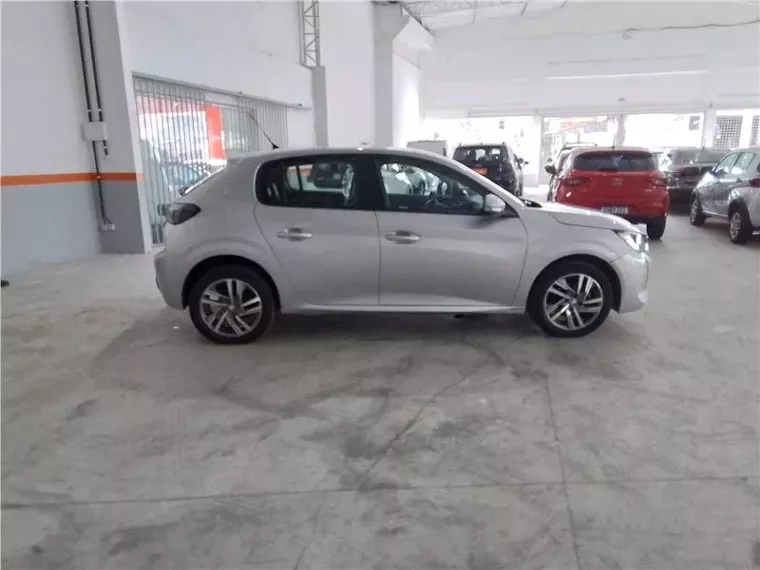 Peugeot 208 Cinza 15