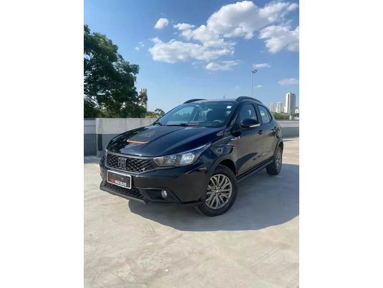 Fiat Argo Preto 36