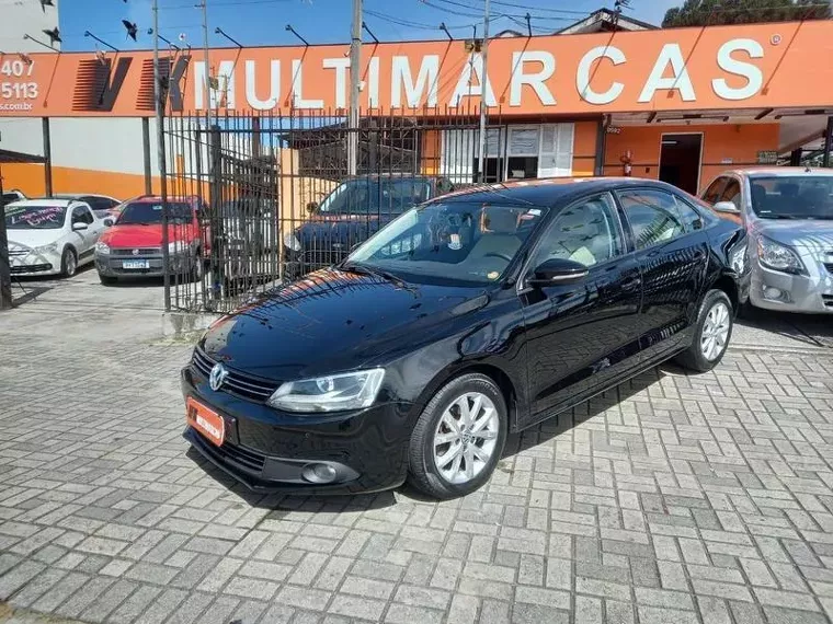 Volkswagen Jetta Preto 14