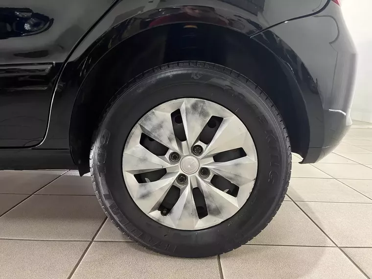 Volkswagen Gol Preto 18