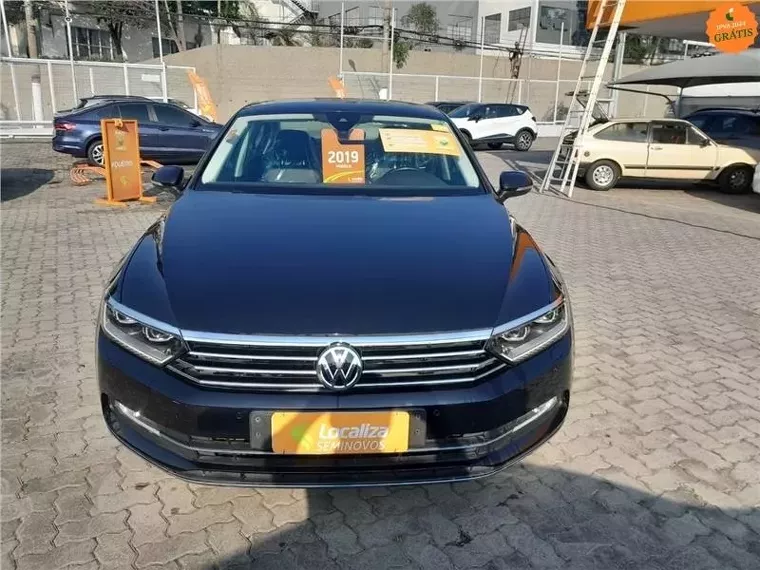 Volkswagen Passat Preto 2